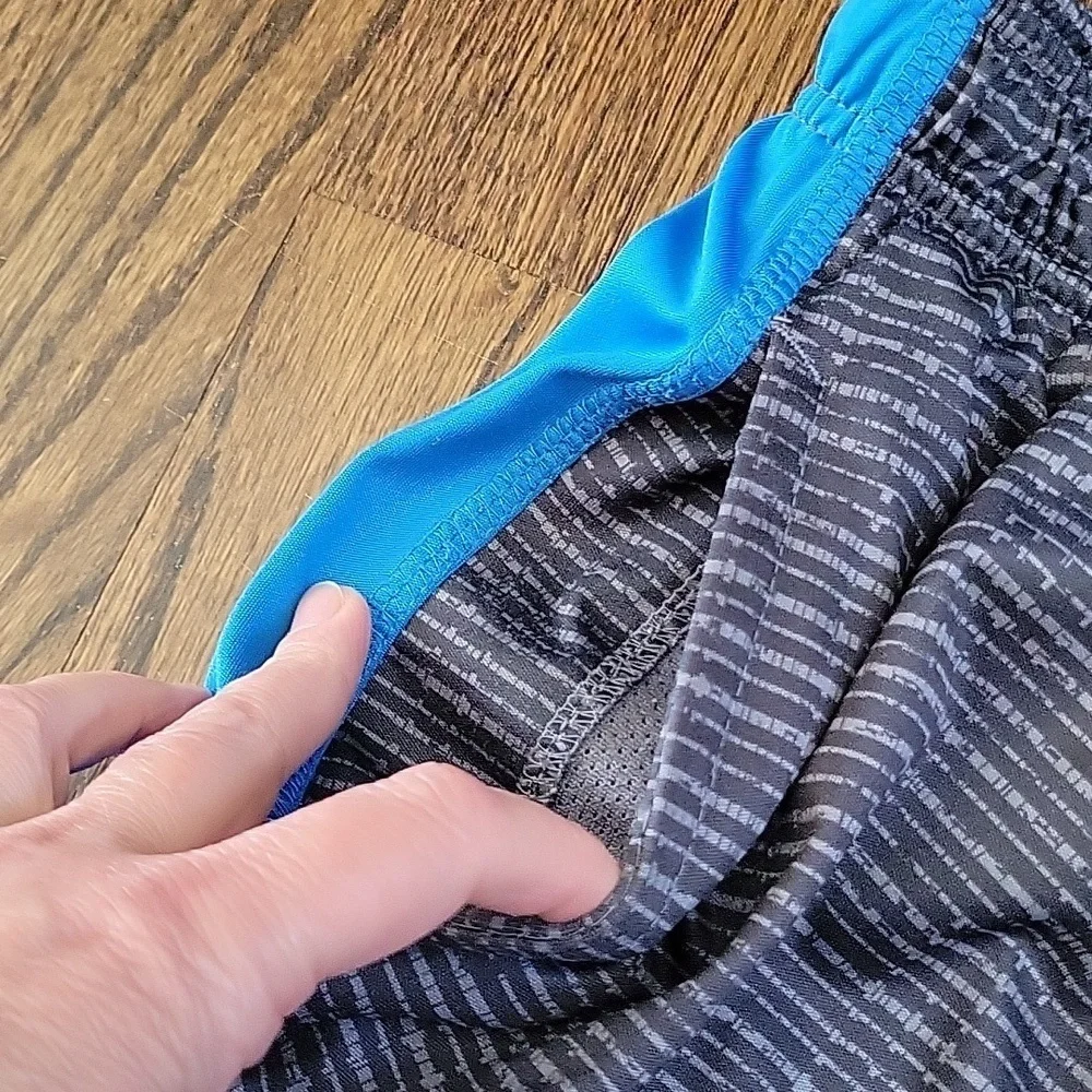 Bundle Set 2 Gray Basketball Athleisure Shorts Mens Blue Side Stripes Pocets XL